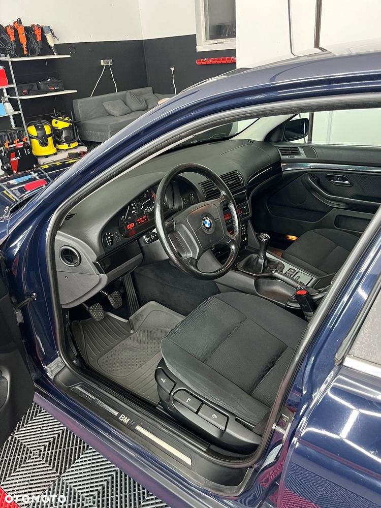 BMW Seria 5 525tds - 12