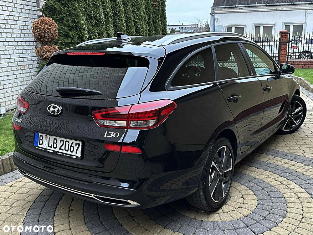 Hyundai i30 1.5 T-GDI 48V-Hybrid EDITION 30+ - 13