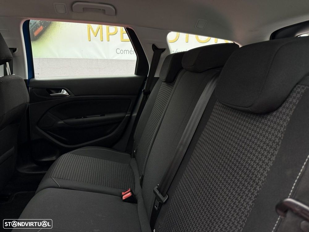 Peugeot 308 SW 1.2 PureTech Style - 18