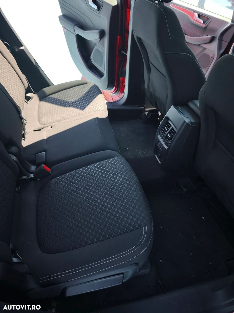 Ford Kuga 1.5 EcoBoost A8 FWD Titanium - 9
