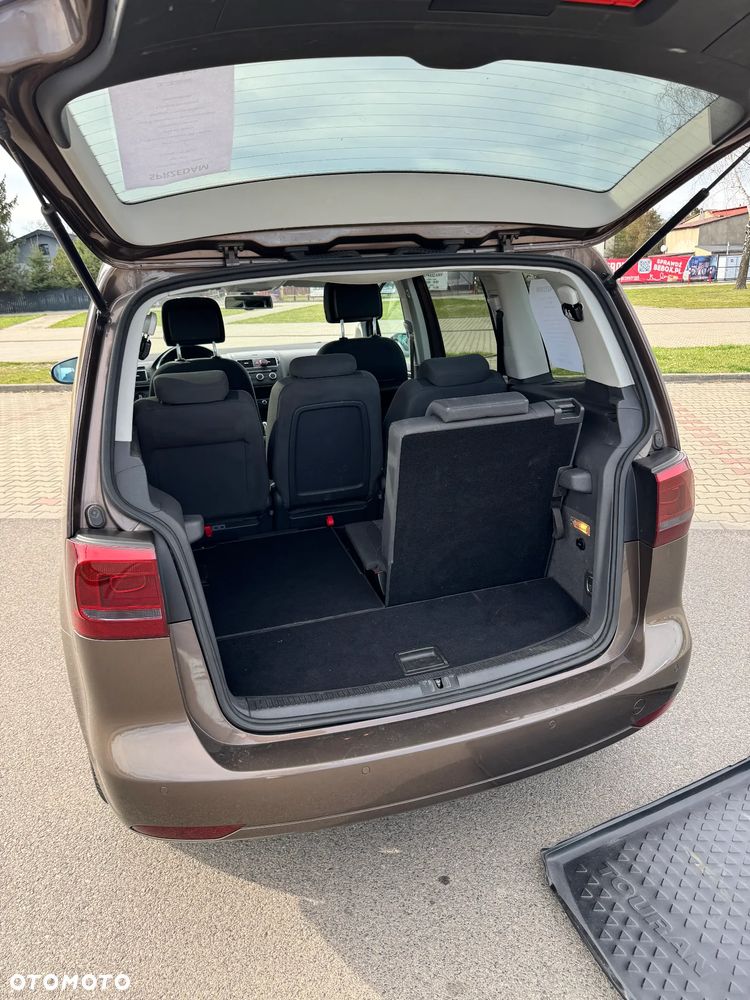 Volkswagen Touran 1.4 TSI DSG Highline - 9