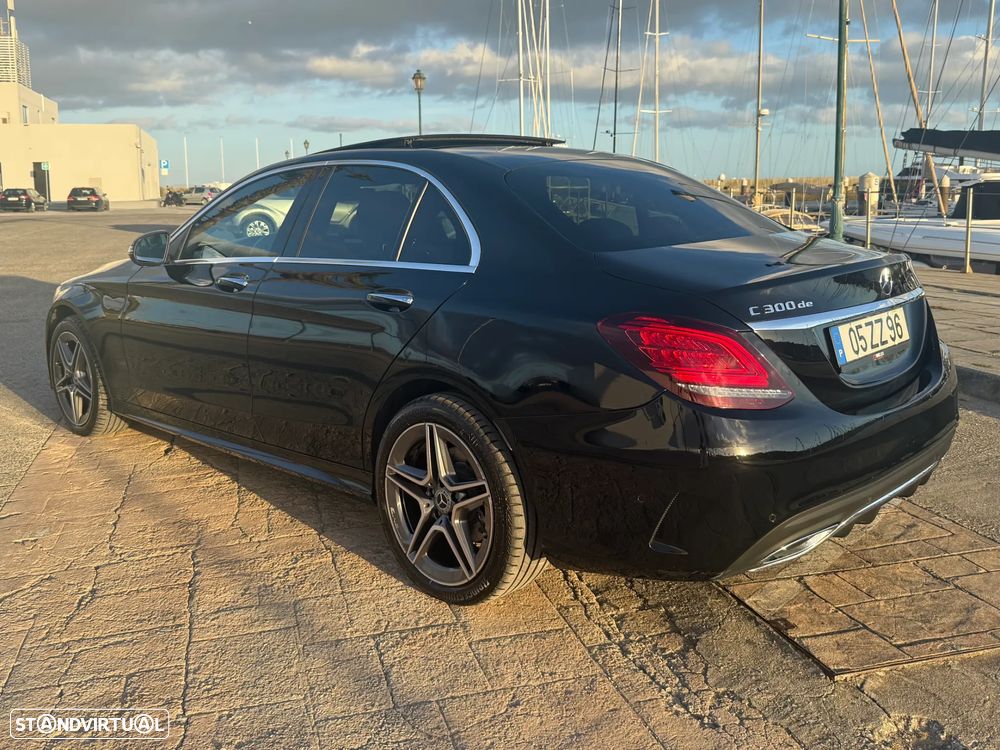 Mercedes-Benz C 300 de AMG Line - 3
