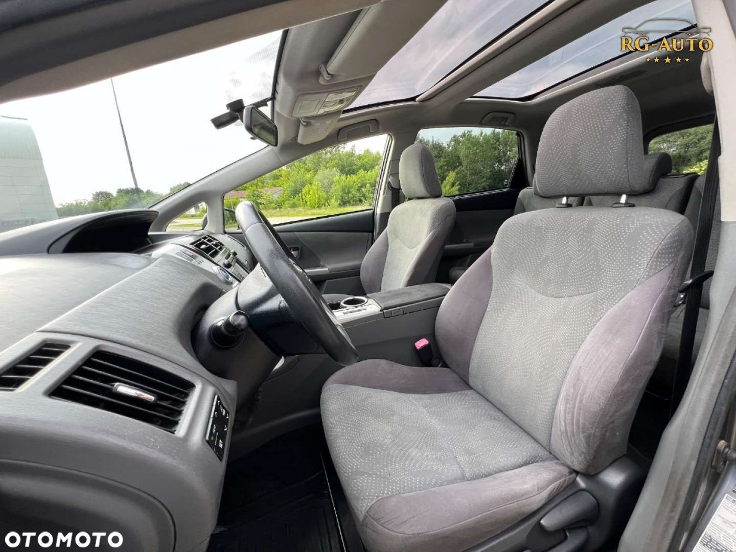 Toyota Prius+ - 28