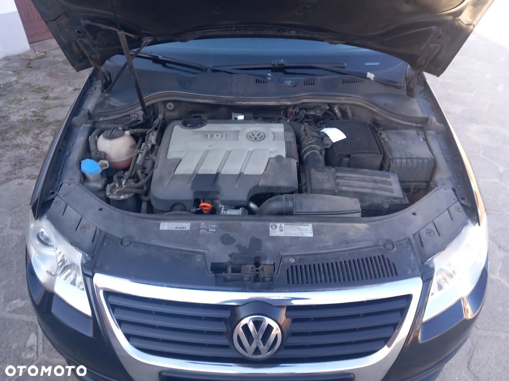 Volkswagen Passat 2.0 TDI BlueMotion Technology Comfortline - 29