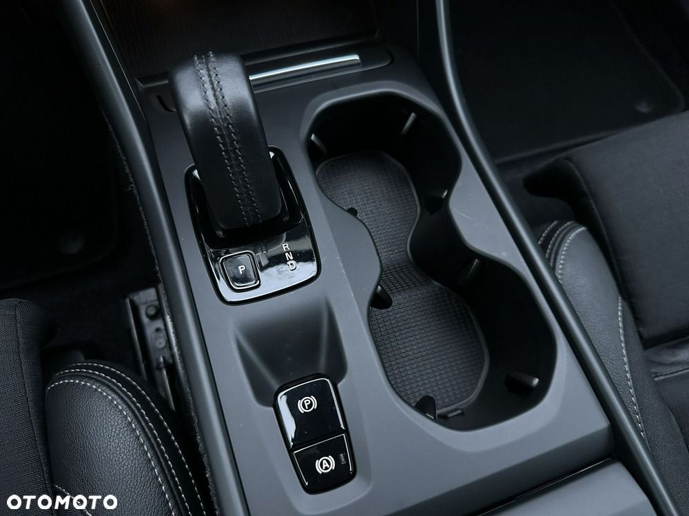 Volvo XC 40 - 34