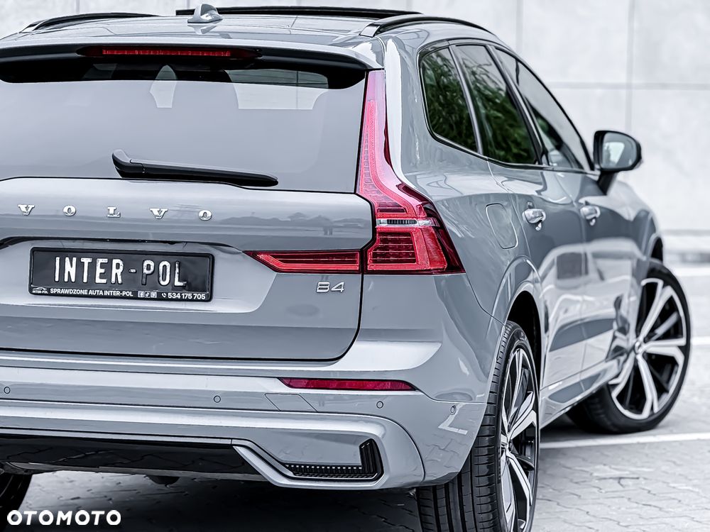 Volvo XC 60 B4 D Ultimate Dark - 14