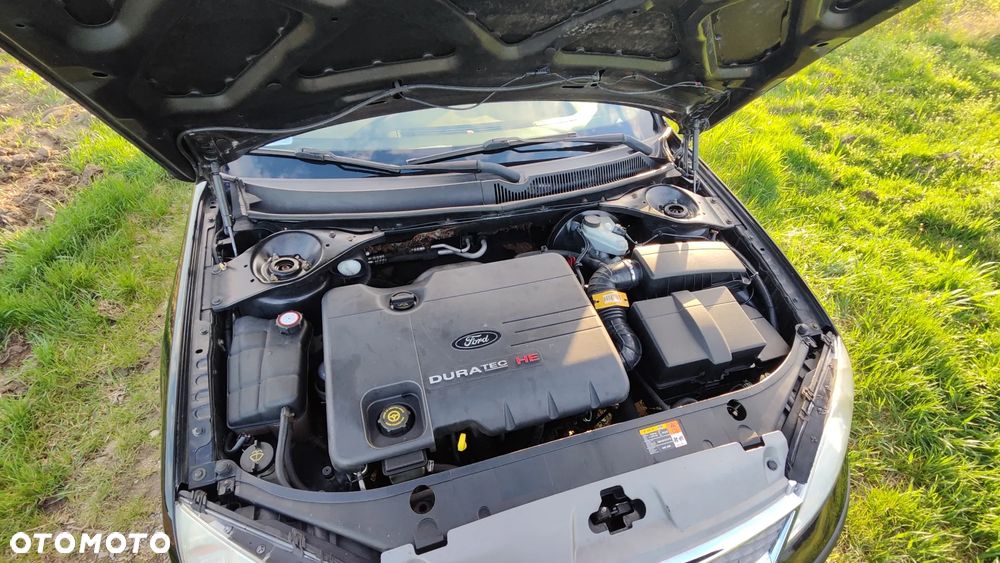 Ford Mondeo 2.0 FF Titanium - 12