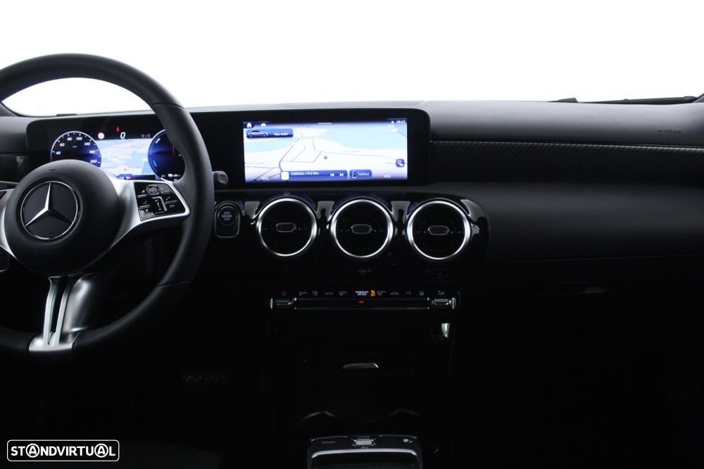 Mercedes-Benz A 250 e Progressive - 17