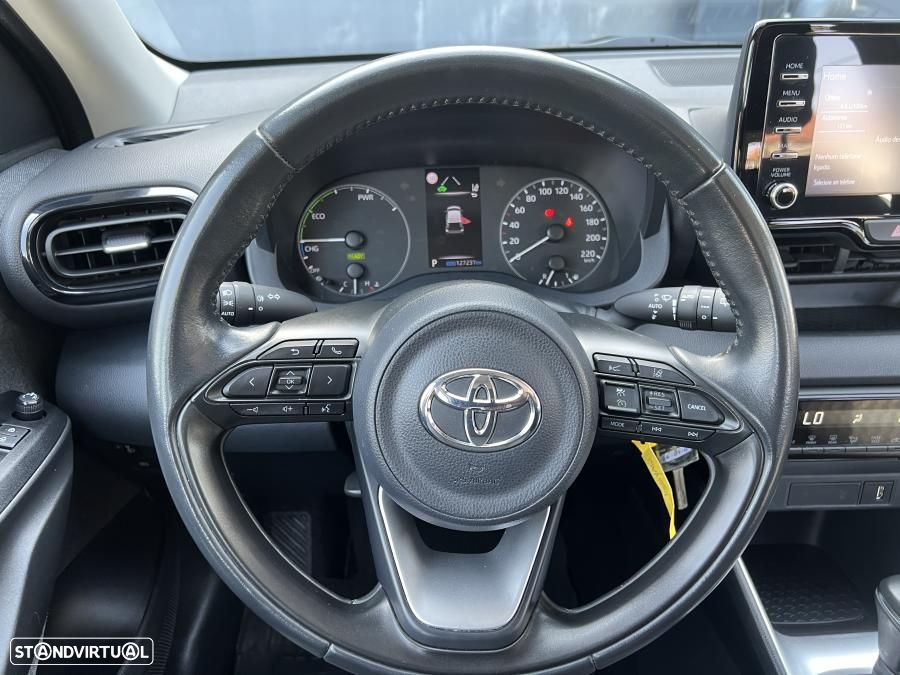 Toyota Yaris 1.5 HDF Comfort Plus - 24