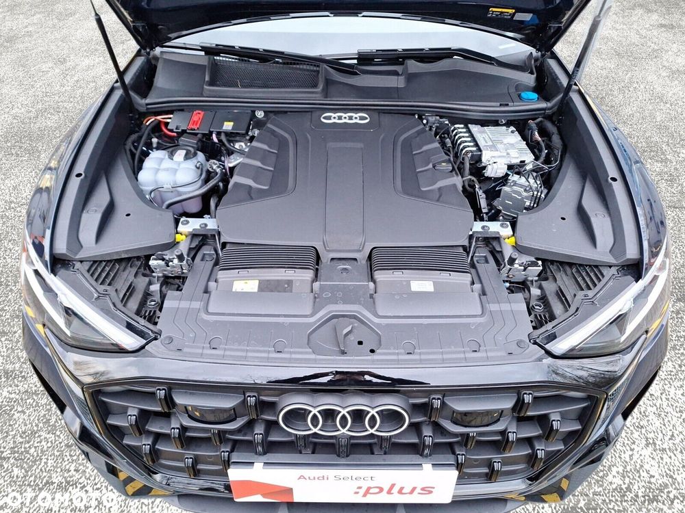 Audi Q8 - 17