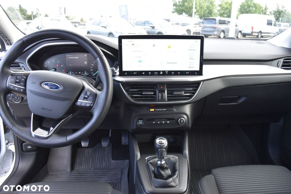 Ford Focus 1.0 EcoBoost Titanium - 10