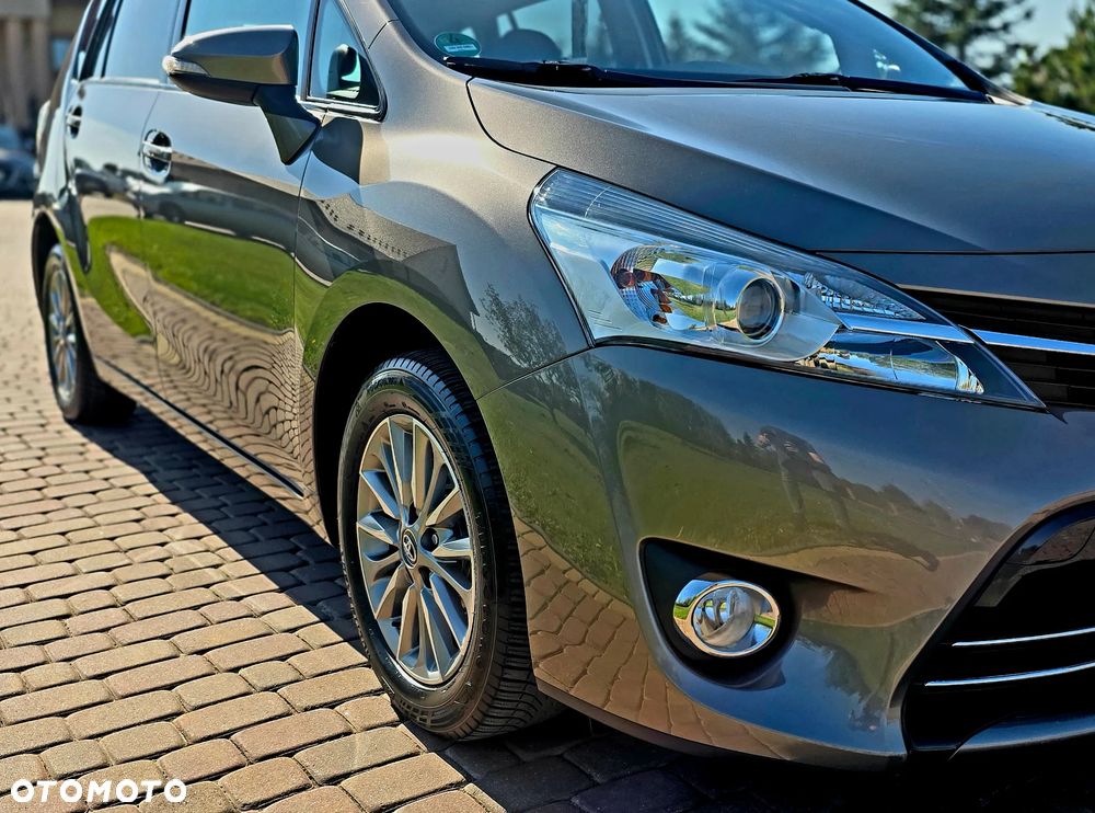 Toyota Verso - 16