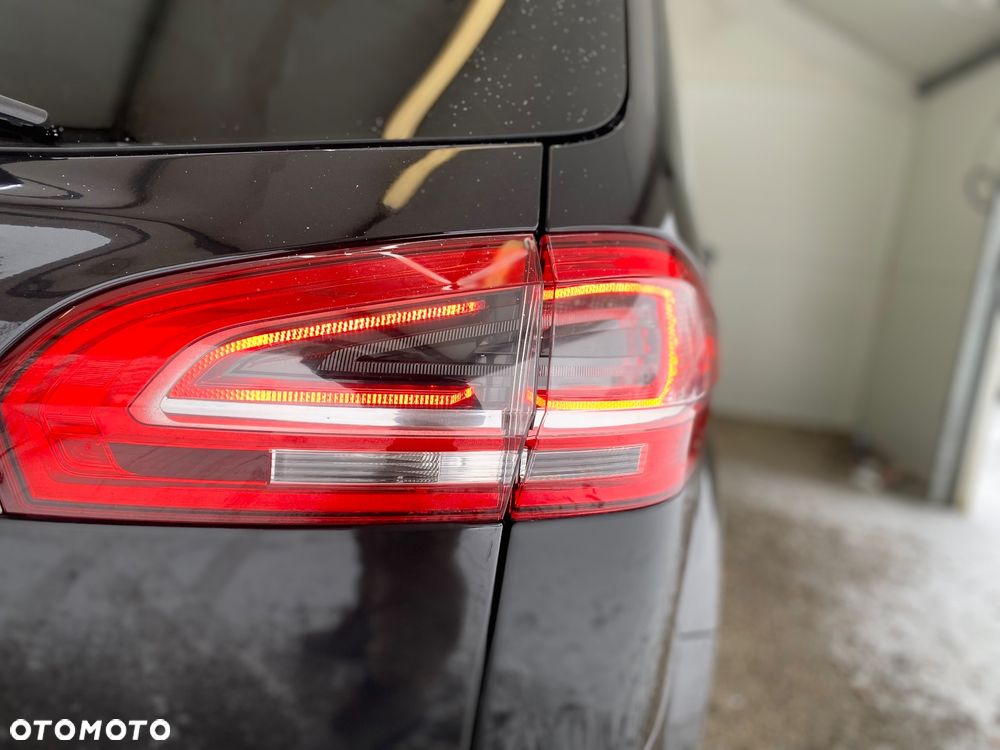 Ford S-Max 2.0 TDCi Trend - 15