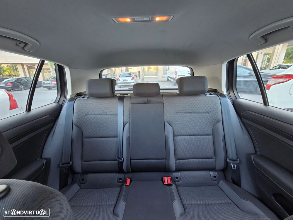 VW Golf 1.0 TSI Stream - 9
