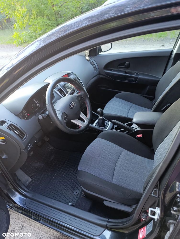 Kia Ceed 1.6 Comfort - 14