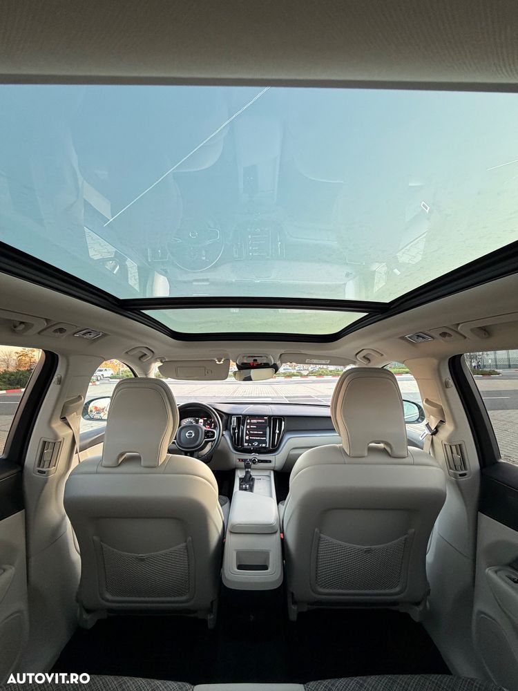 Volvo XC 60 D4 Momentum Pro - 4