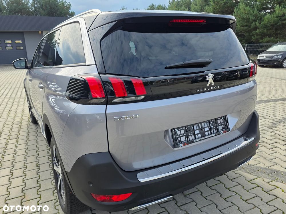 Peugeot 5008 - 7