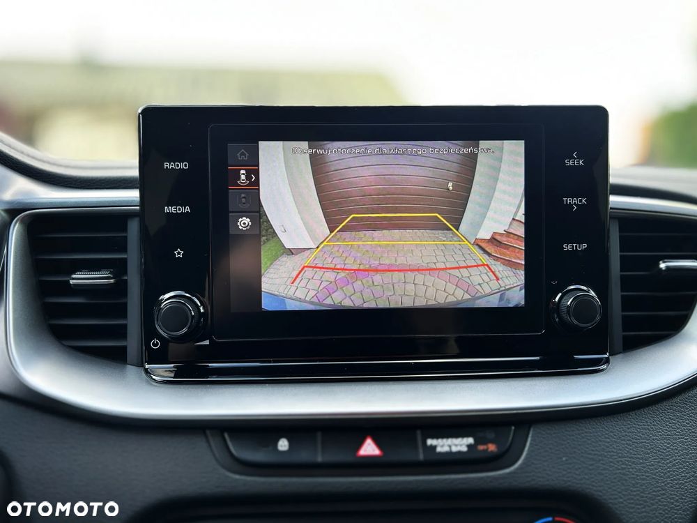 Kia Ceed 1.5 T-GDI L - 11
