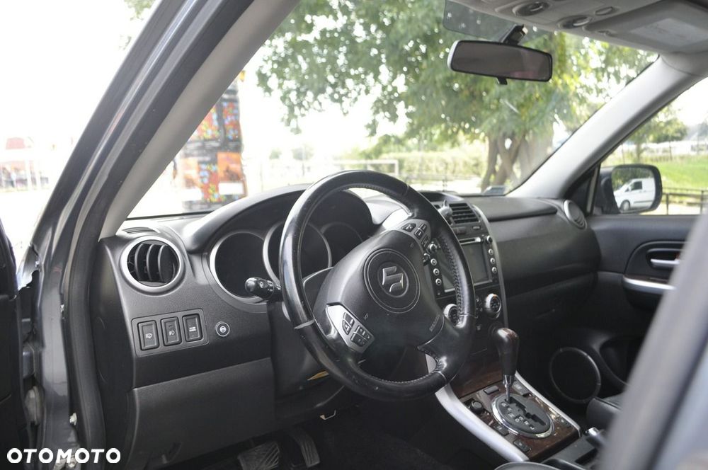 Suzuki Grand Vitara - 8