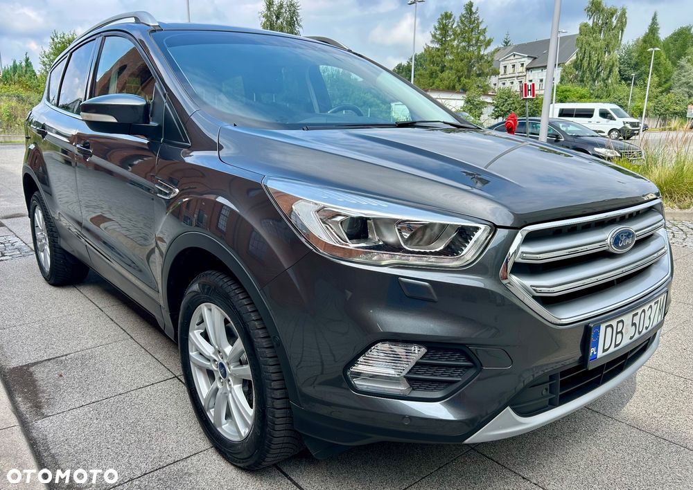 Ford Kuga - 4