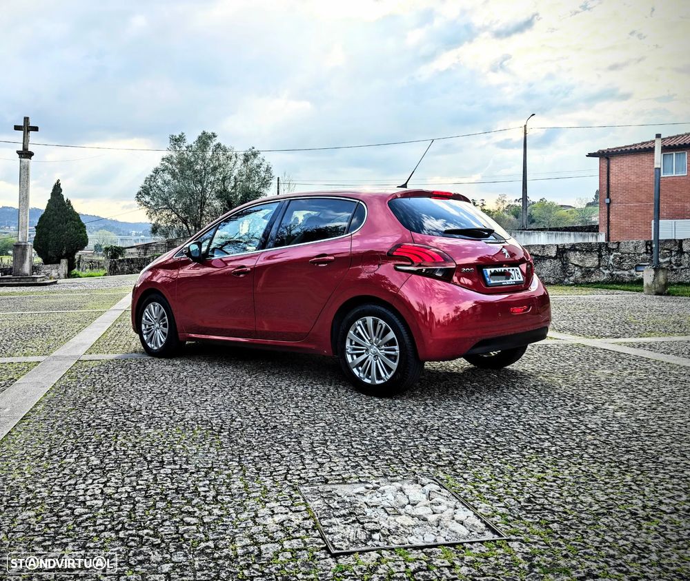 Peugeot 208 1.2 PureTech GT Line - 20