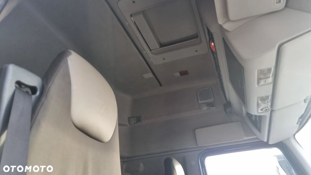 Renault PREMIUM 6X2 PALFINGER 40002 - 12