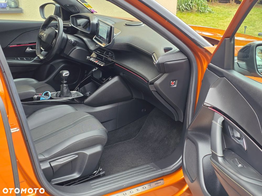 Peugeot 2008 - 23