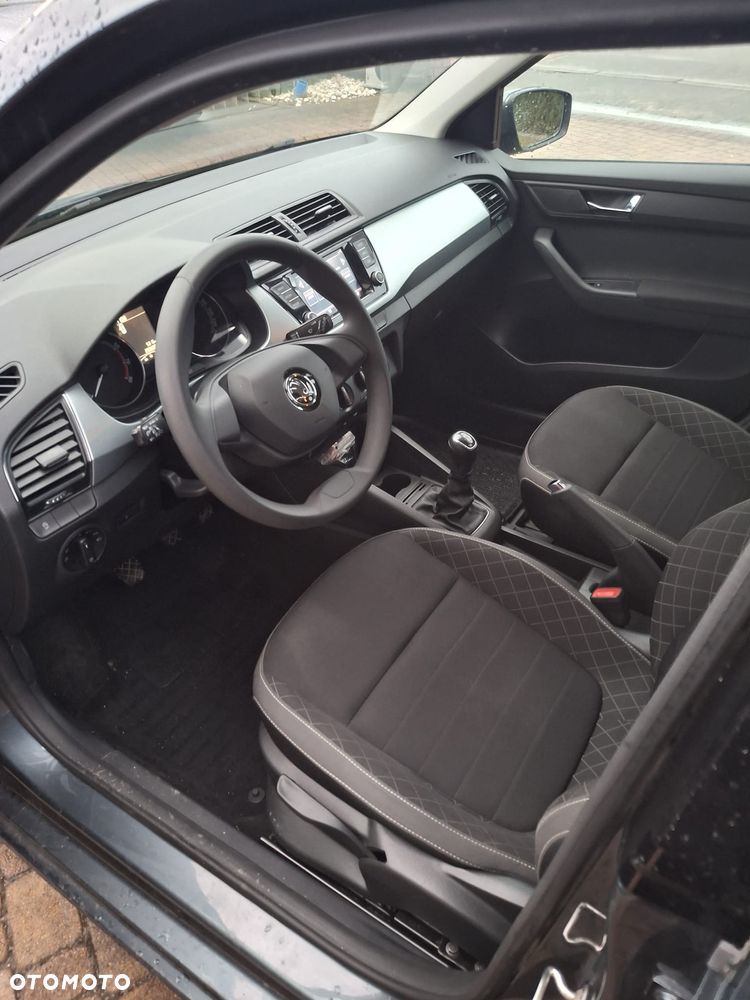 Skoda Fabia 1.0 TSI Ambition - 11