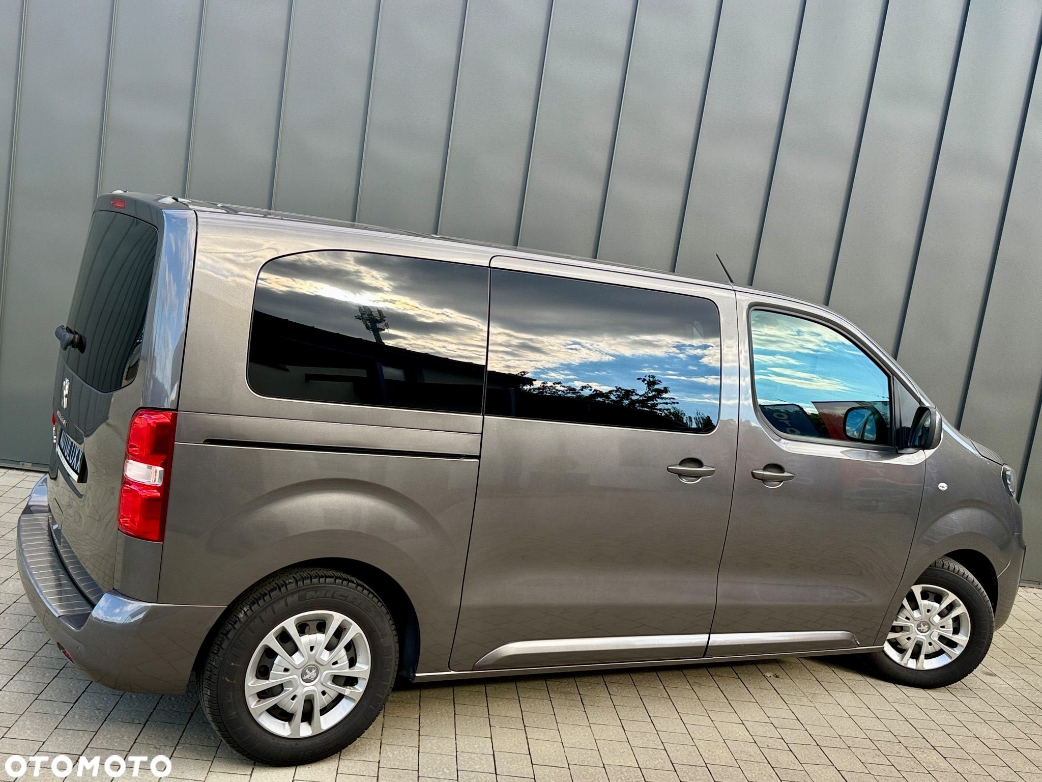Peugeot Traveller 2.0 BlueHDi Standard Active - 37