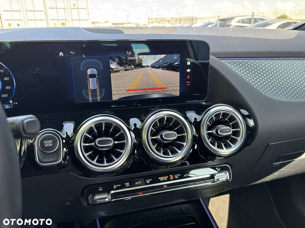 Mercedes-Benz EQA 250+ 70.5kWh Progressive - 24
