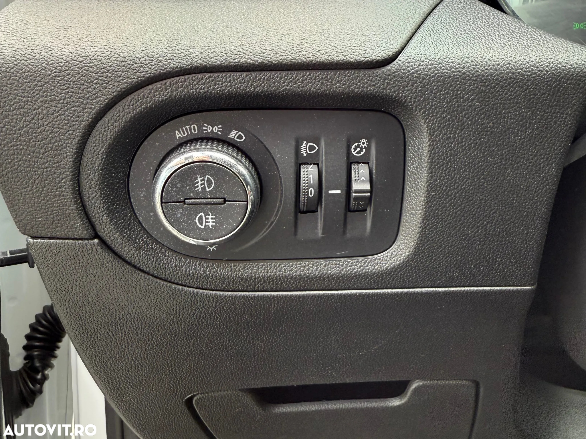 Opel Grandland X 1.2 Start/Stop INNOVATION - 25