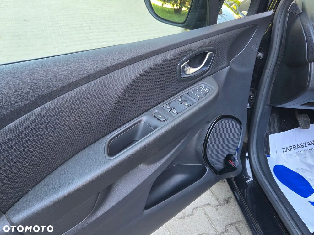 Renault Clio 0.9 TCe Business - 22