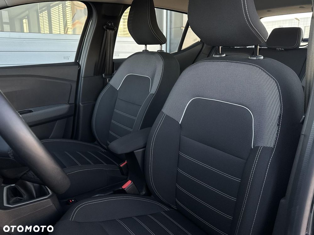 Dacia Sandero - 11