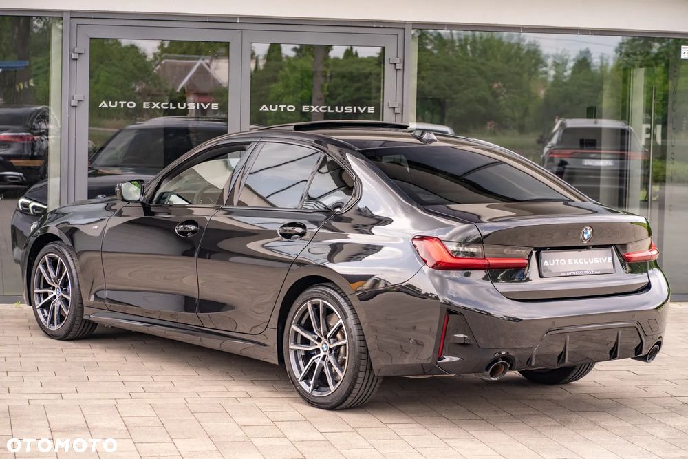 BMW Seria 3 330i xDrive M Sport sport - 28