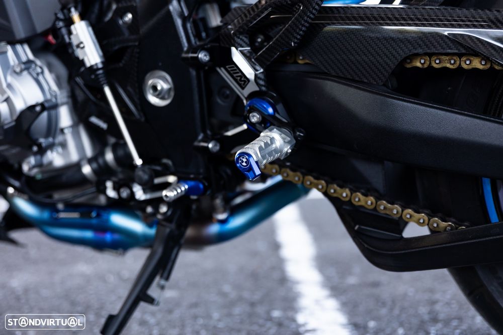 BMW M 1000 RR Competition - 16