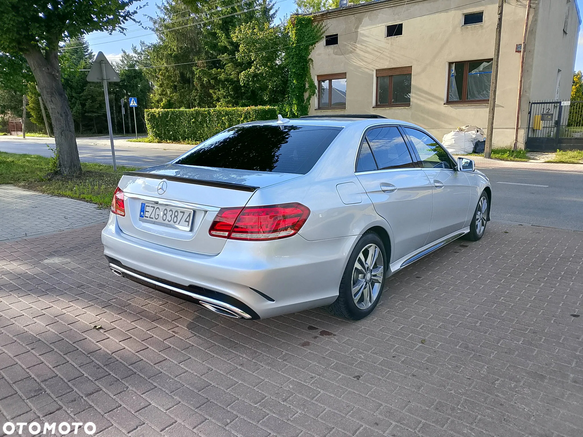 Mercedes-Benz Klasa E 250 BlueTEC 4-Matic Avantgarde - 4