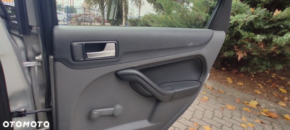 Ford Focus - 22