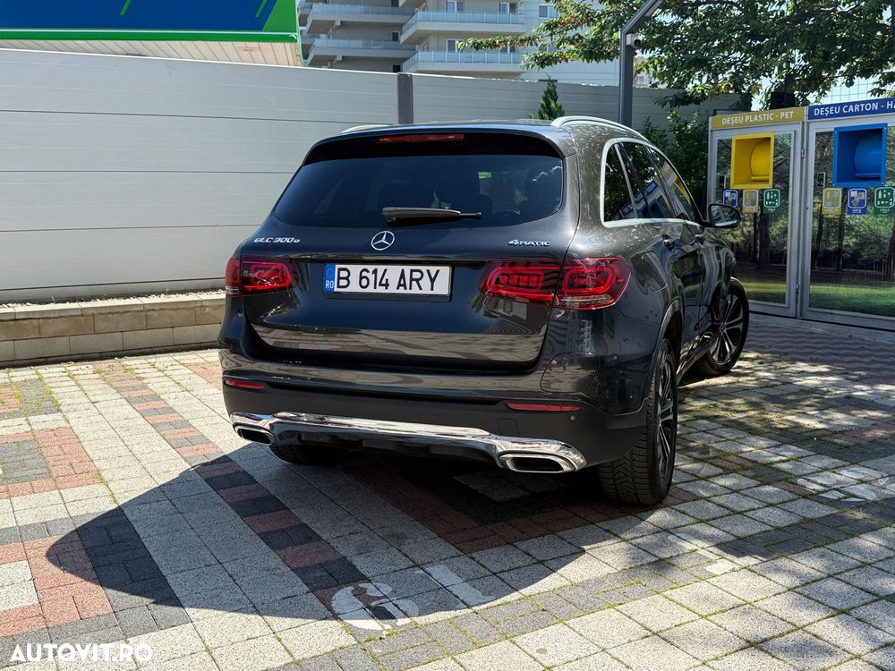 Mercedes-Benz GLC - 2