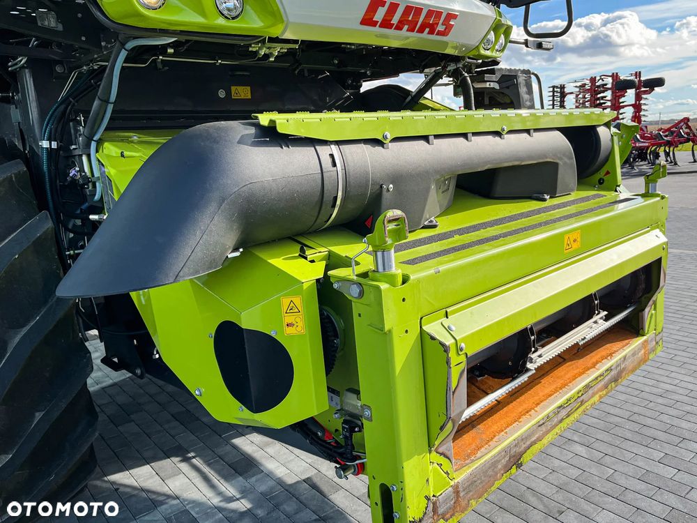 Claas TRION 650 - 8