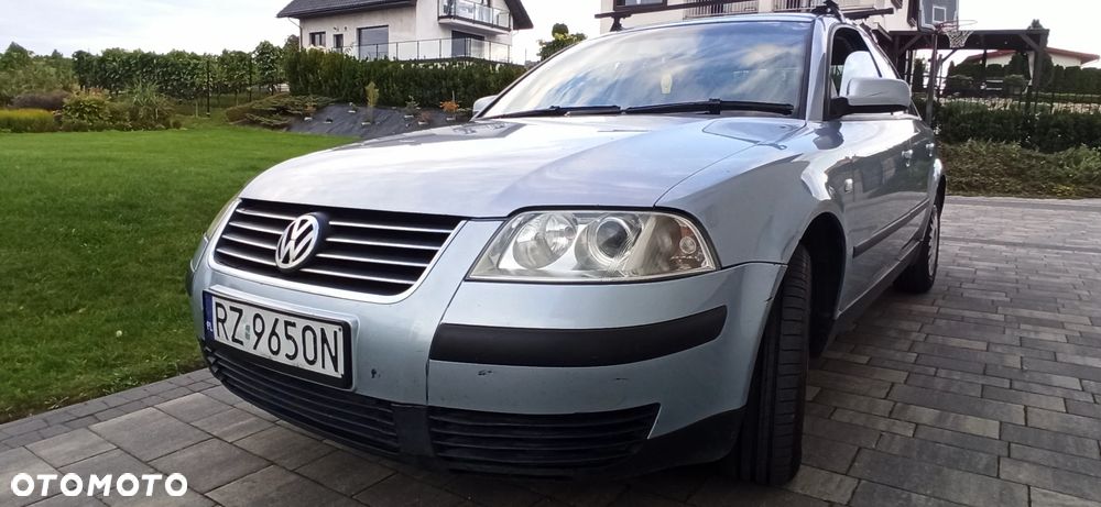 Volkswagen Passat 1.9 TDI Comfortline - 10