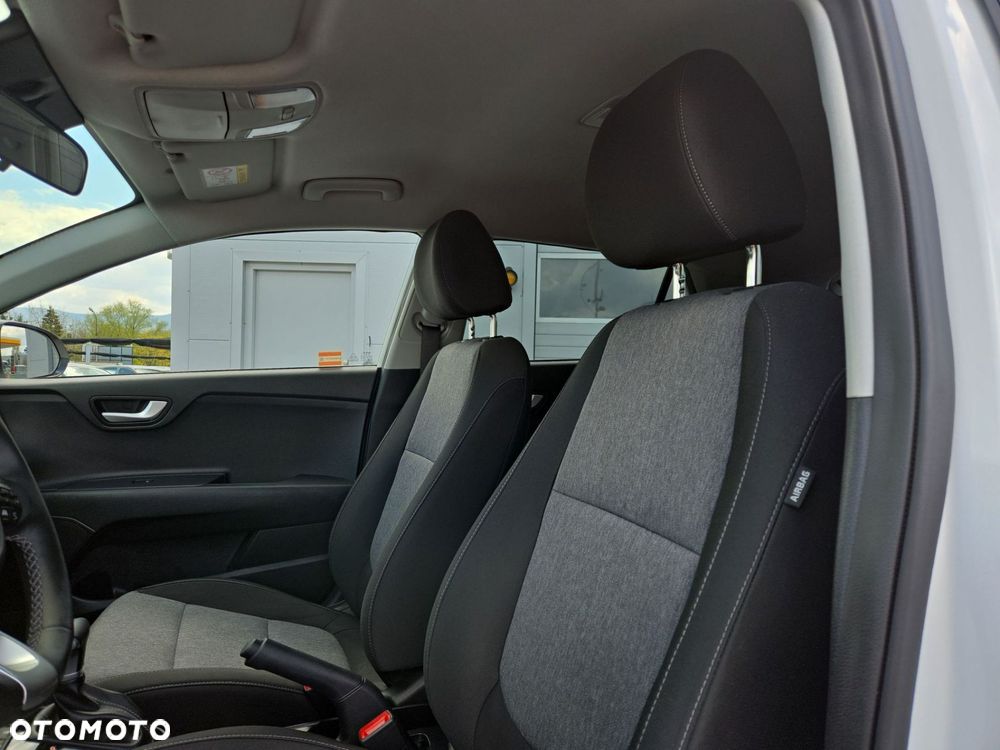 Kia Stonic 1.0 T-GDI M DCT - 10