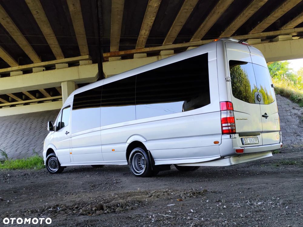 Mercedes-Benz Sprinter - 10
