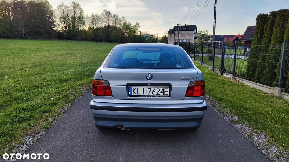 BMW Seria 3 - 12