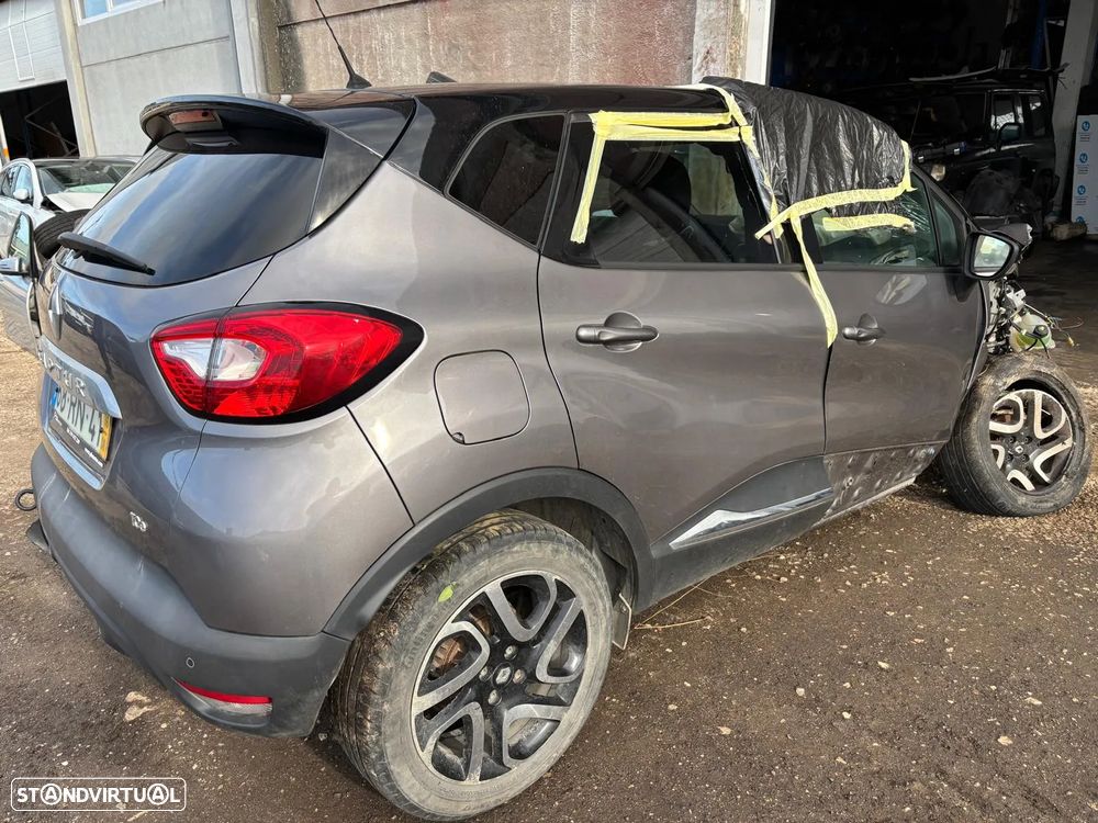 Renault Captur de 2016 a Gasolina para peças - 4
