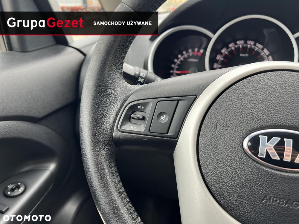 Kia Venga 1.6 L - 17