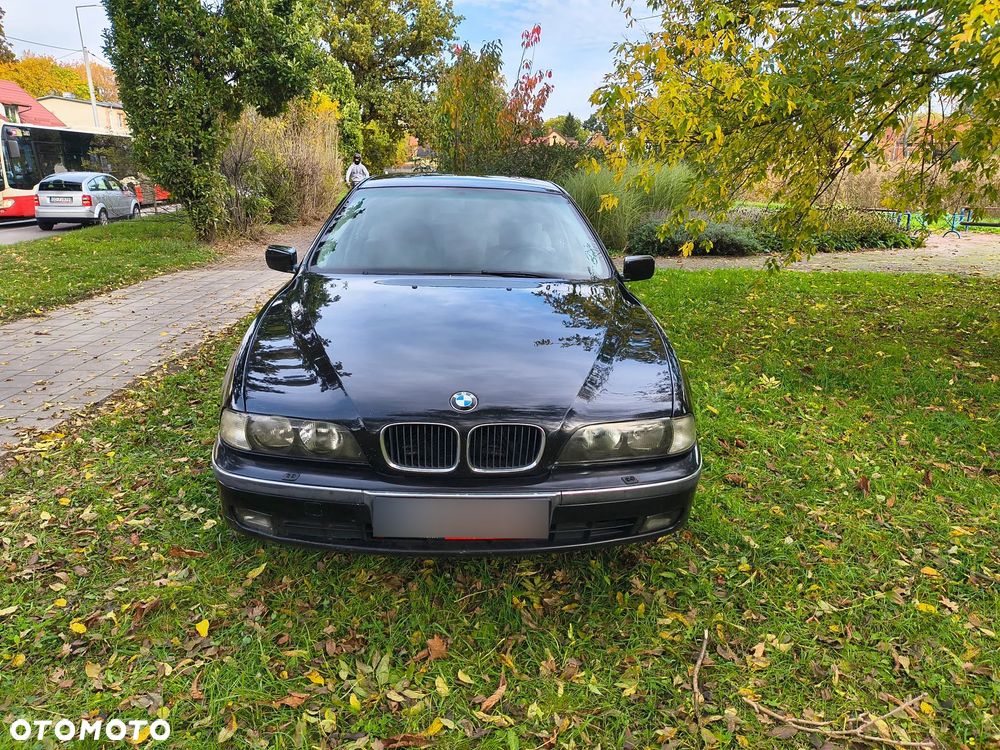 BMW Seria 5 525d - 5
