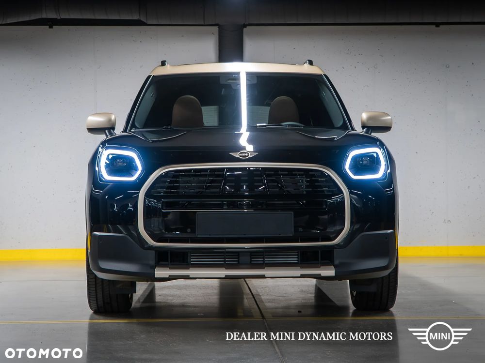 MINI Countryman C Favoured Trim - 3