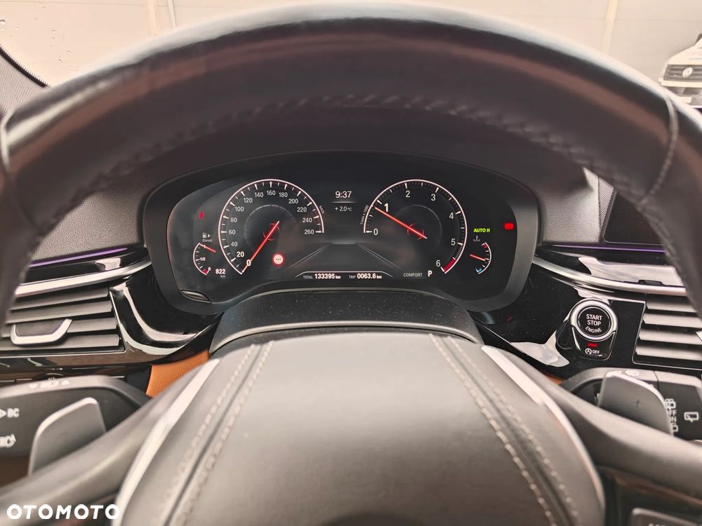 BMW Seria 5 520d xDrive Sport Line - 19