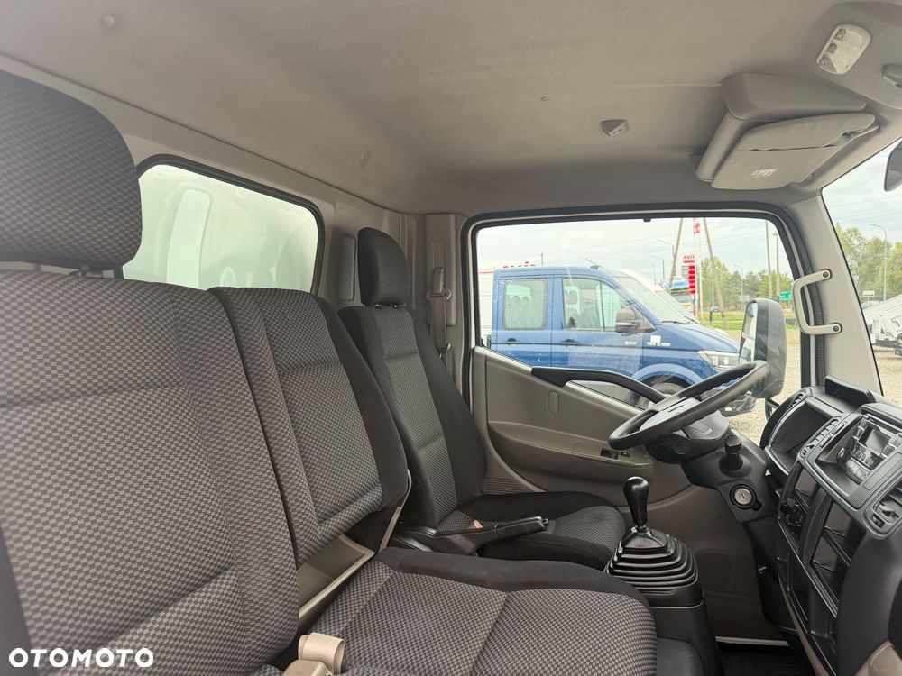 Renault Maxity - 23