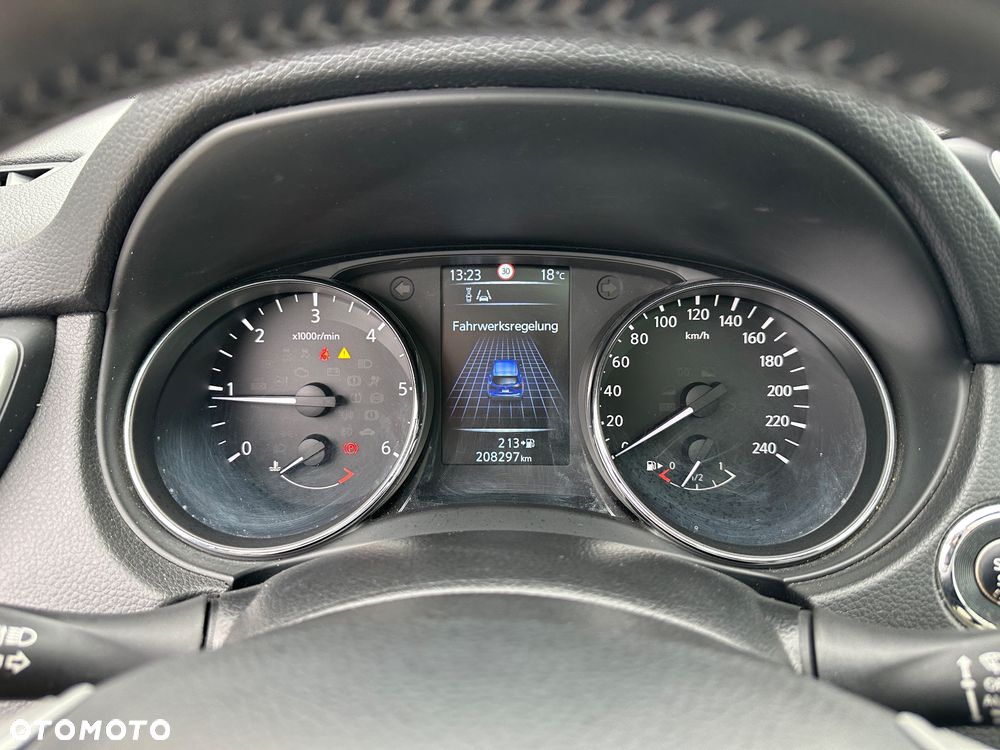 Nissan Qashqai 1.5 dCi Tekna - 7